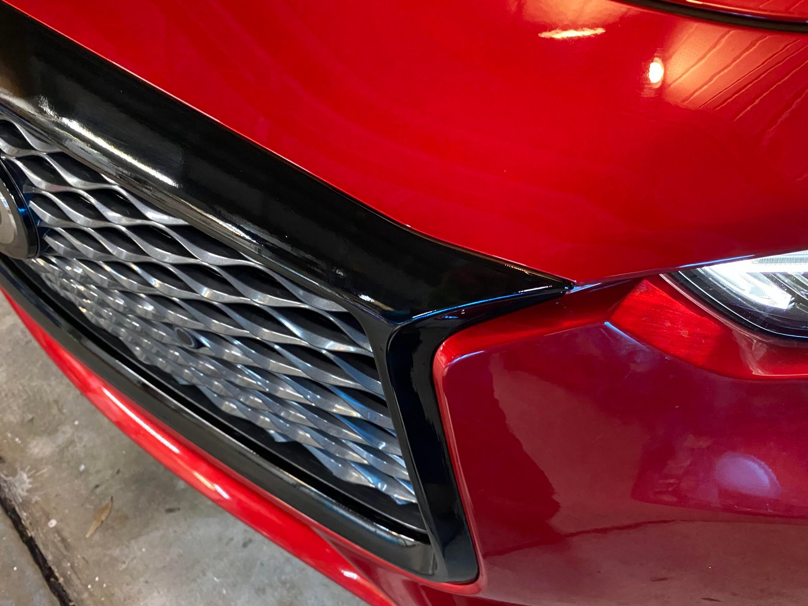 vinyl wraps Clearwater FL gloss black grille trim detail